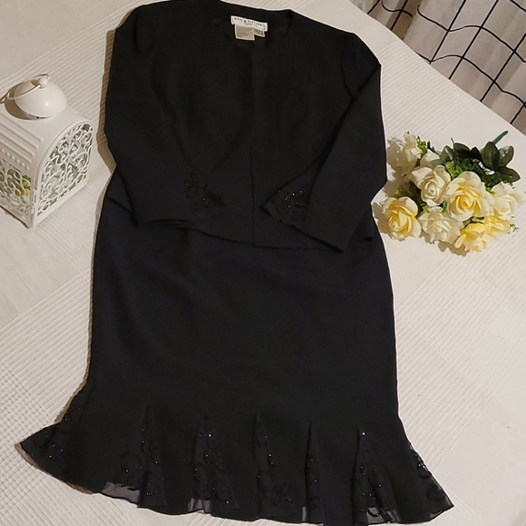 VINTAGE DAYMOR COUTURE SET DRESS & BLAZER - Picture 2 of 16